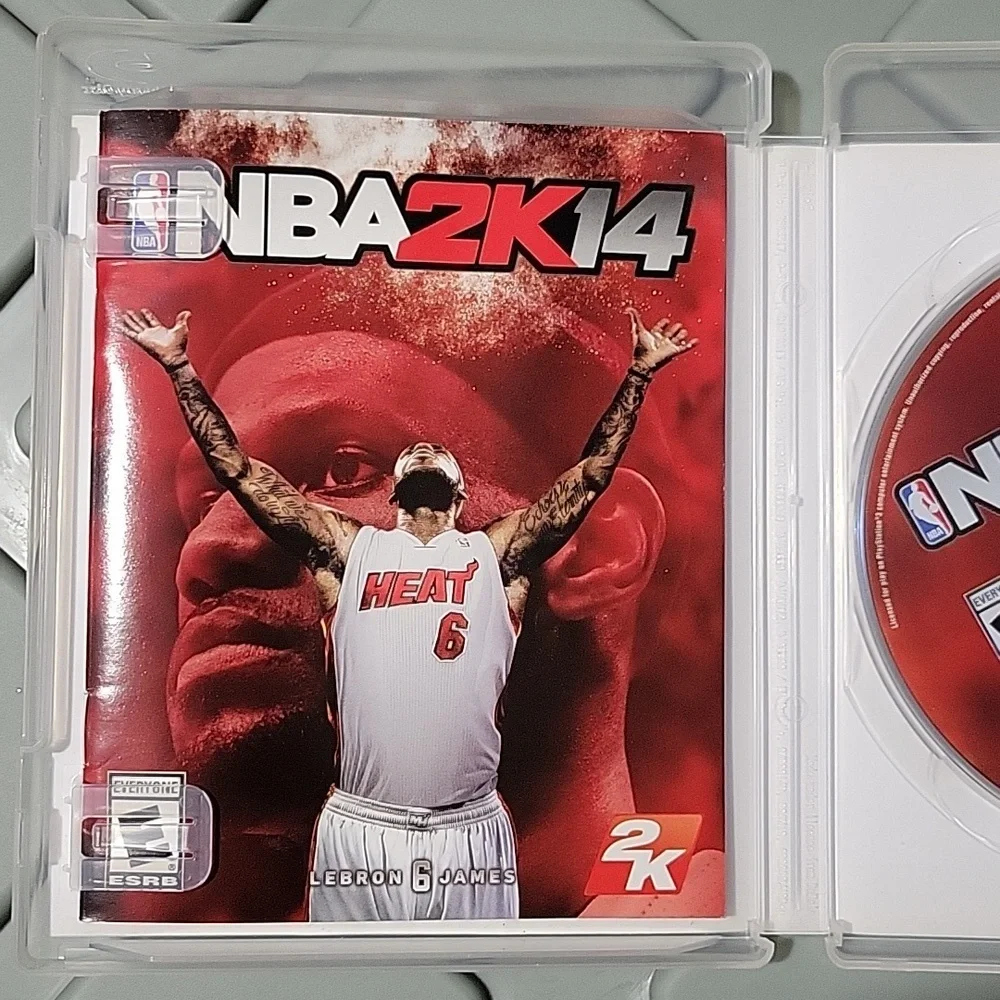 PLAYSTATION 3 GAMES BUNDLE NBA2K14 NCAA FOOTBALL 11